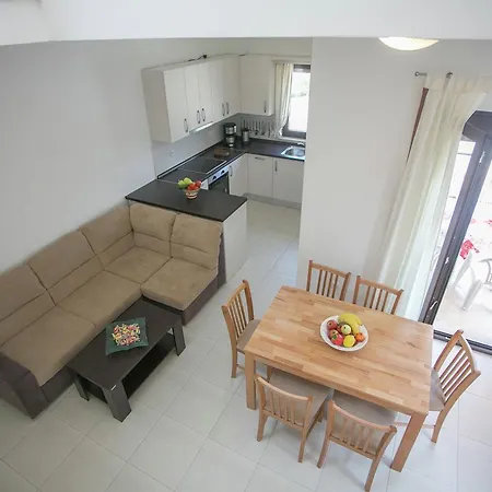 Sara 2 Apartman Poreč