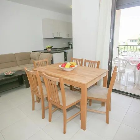Sara 2 Apartman